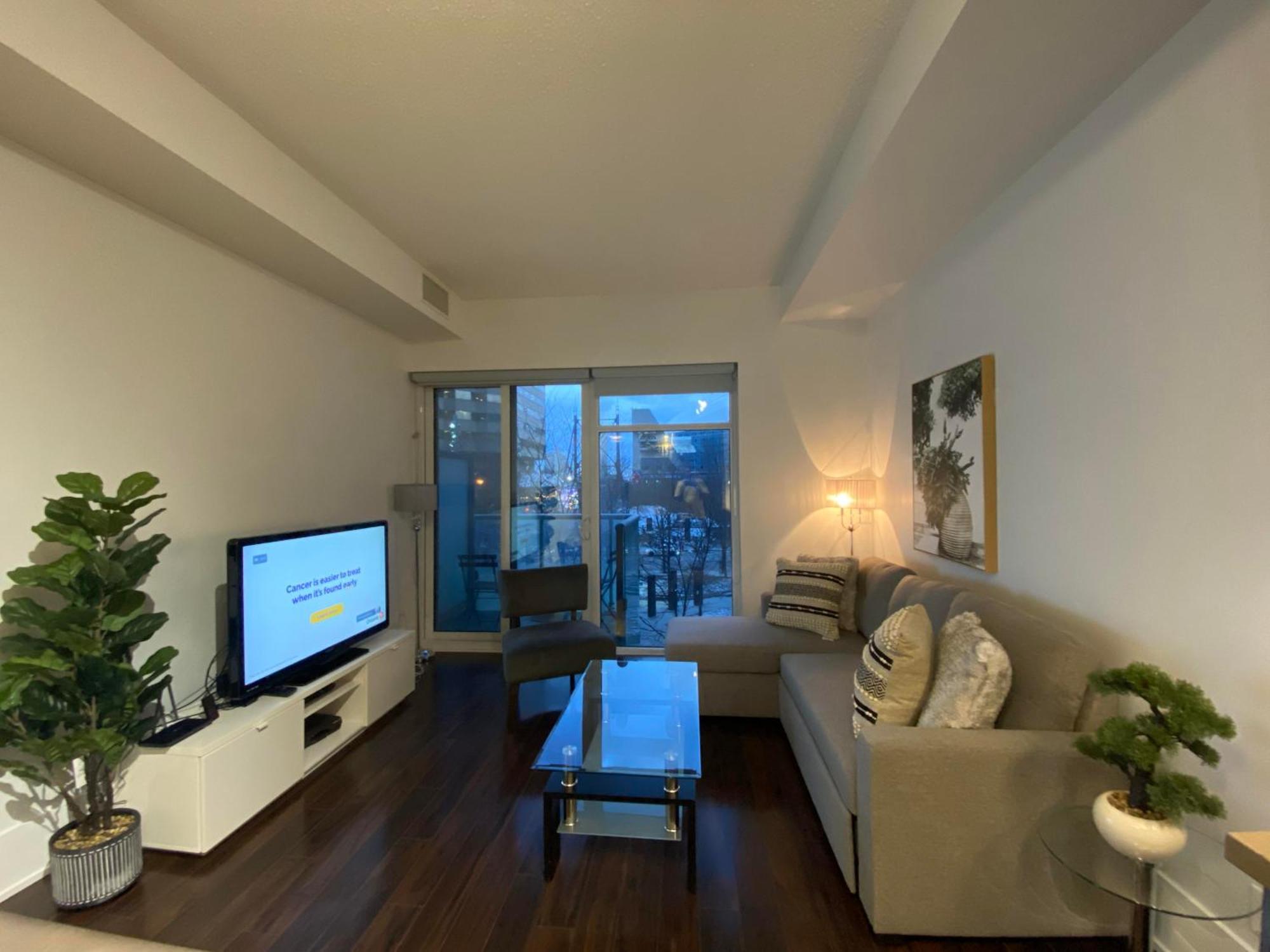 Rivetstays - The Atmos Toronto Exterior photo